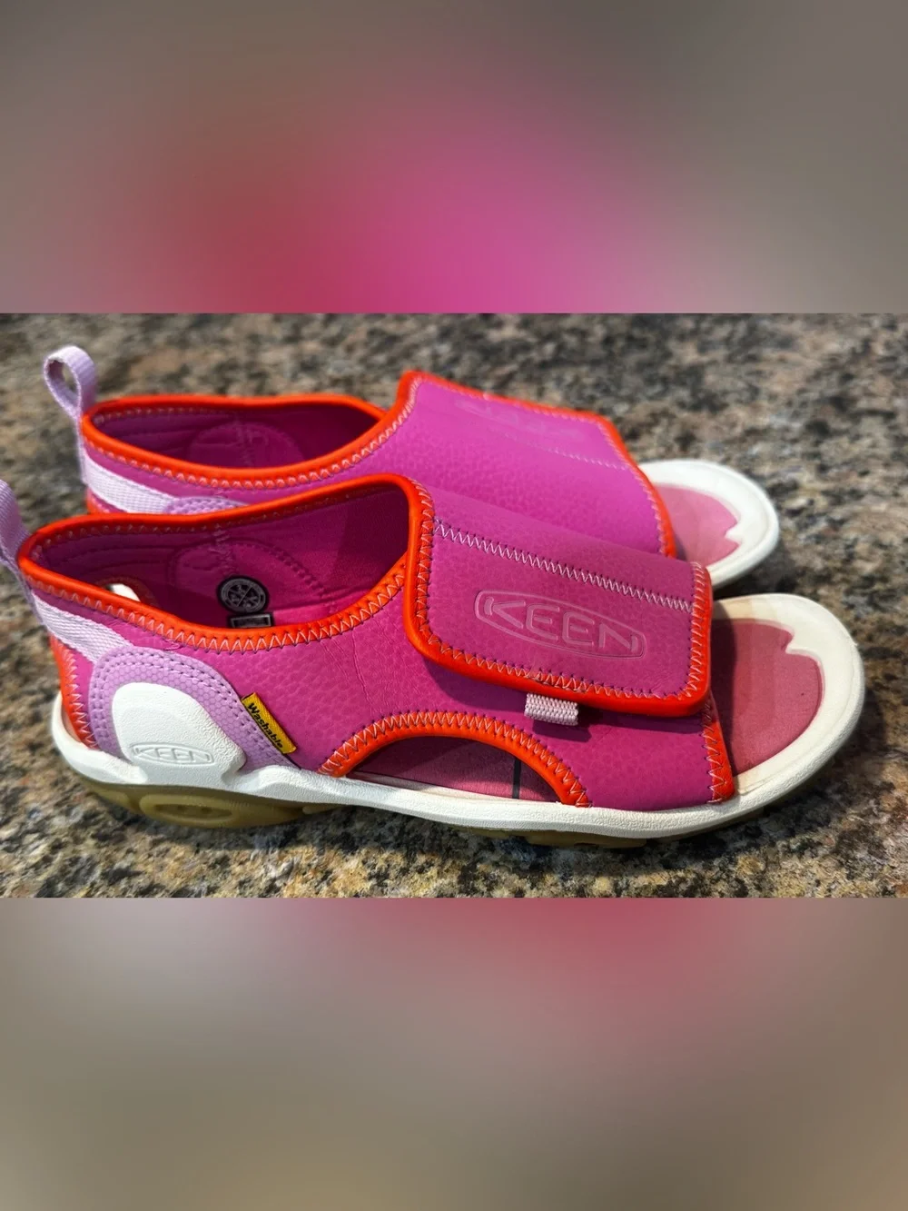 Keen Knotch River Open Toe Sandals Youth Size 2 Pink Magenta Girl’s Waterproof
